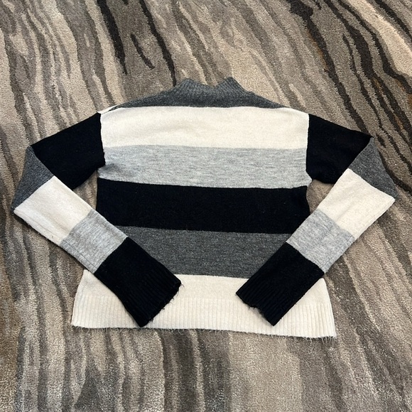 Express Mock Neck Striped Sweater - Picture 6 of 11
